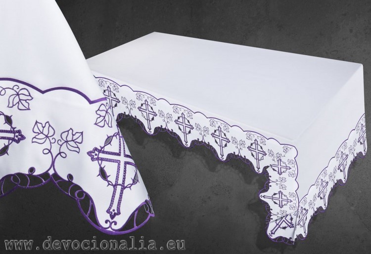Ubrus na oltář - fialový kříž + věnec
